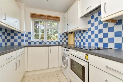 2 bedroom ground floor flat for sale, Sycamore Close, Carshalton, Surrey