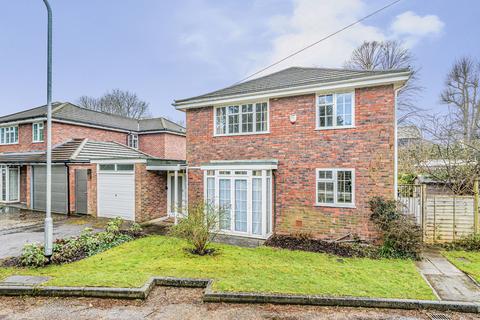 4 bedroom detached house for sale, High Elms Close, Northwood, Middlesex