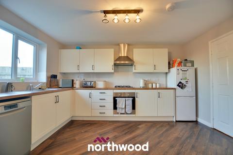 8 Cambridge Drive, Thorne, Doncaster, DN8 4FD
