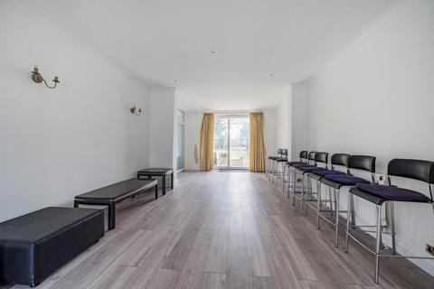 undefined, Crespigny Road, Hendon
