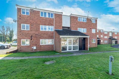 2 bedroom flat for sale, Keats Avenue, Worcester