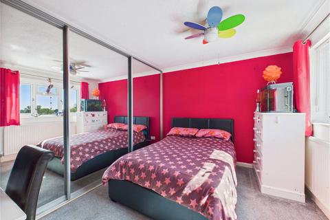 12 Rowanhayes Close, Ipswich, IP2 9SX