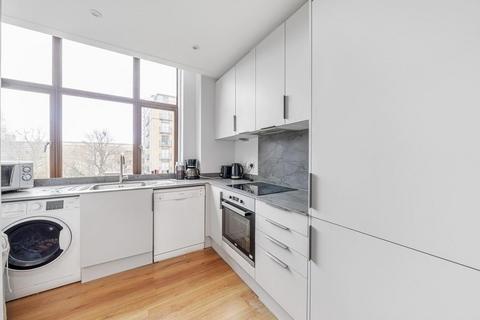 2 bedroom flat for sale, Bridgewater Square, Barbican