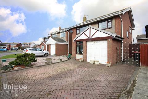 3 bedroom detached house for sale, Sunningdale Avenue,  Fleetwood, FY7