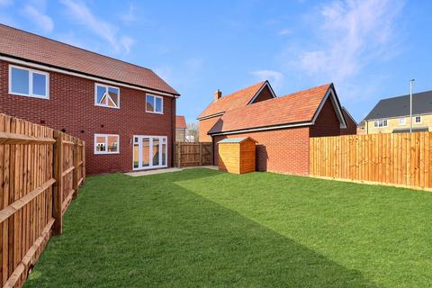 3 bedroom semi-detached house for sale, Near Oak Road, Tidings Hill, Halstead, CO9