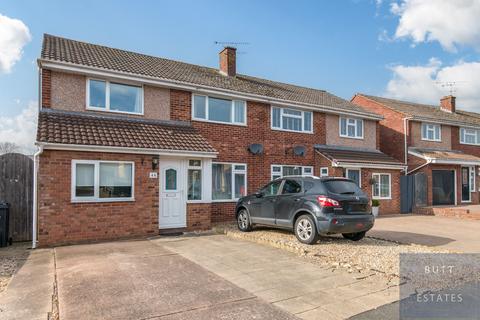 44 Broadfields Road, Exeter, EX2 5RF