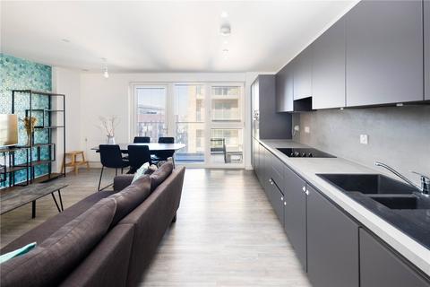 3 bedroom flat for sale, Chapman House, 17 Shipbuilding Way, London, E13