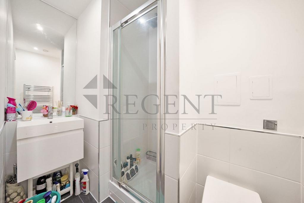 Main en-suite
