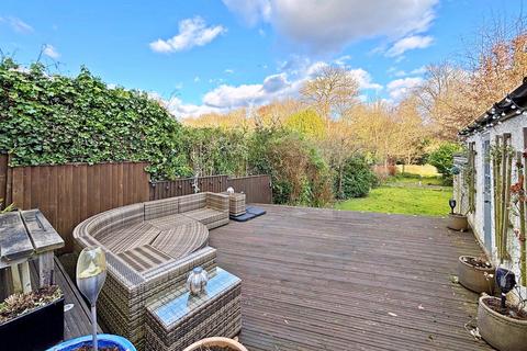 3 bedroom semi-detached house for sale, Monks Orchard Road, Beckenham, BR3