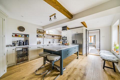 1, Burntwood Cottages Basingstoke Road, Martyr Worthy, Winchester, SO21 1AE