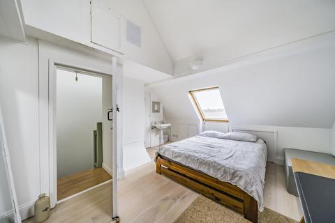 1, Burntwood Cottages Basingstoke Road, Martyr Worthy, Winchester, SO21 1AE