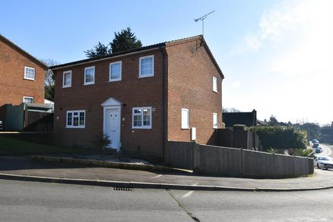 2 bedroom semi-detached house for sale, Gleneagles Drive, St. Leonards-On-Sea