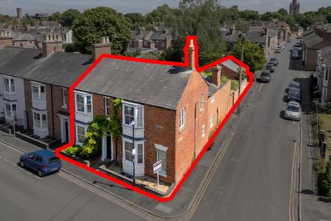 4 bedroom end of terrace house for sale, West Street, Stratford-upon-Avon