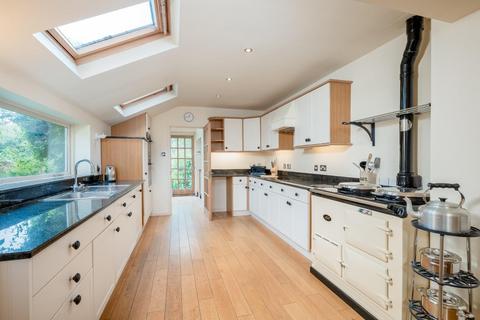 4 bedroom end of terrace house for sale, West Street, Stratford-upon-Avon