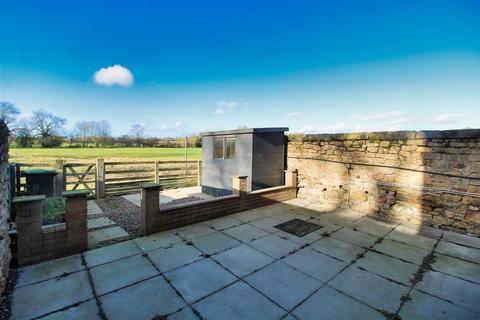 2 bedroom terraced house to rent, The Garth, Darlington DL2