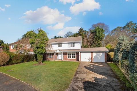 5 bedroom detached house for sale, Marrowells, Weybridge, KT13