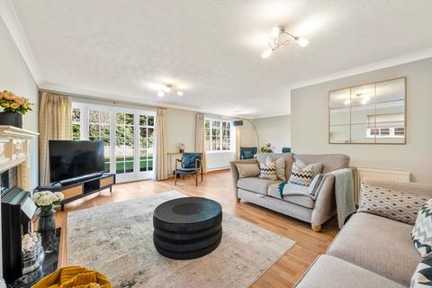 5 bedroom detached house for sale, Marrowells, Weybridge, KT13