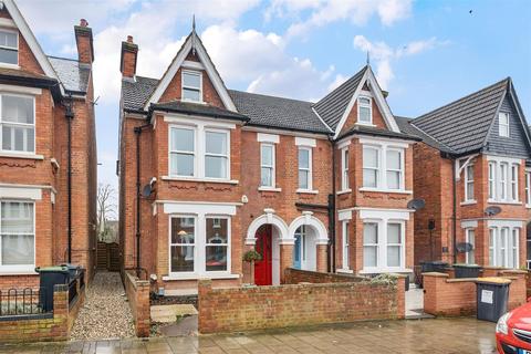 5 bedroom house for sale, St. Michaels Road, Bedford