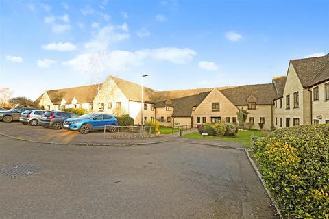 2 bedroom retirement property for sale, Cambridge Way, Minchinhampton, Stroud