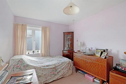 2 bedroom retirement property for sale, Cambridge Way, Minchinhampton, Stroud