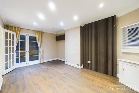 2 bedroom terraced house for sale, Roe Lane, London NW9