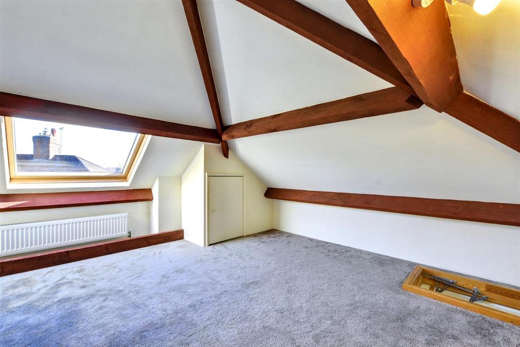 Loft 1.jpeg