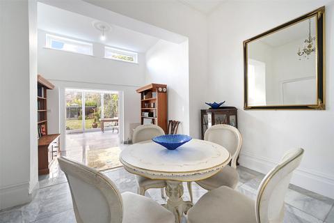 undefined, Castlebar Road, London, W5