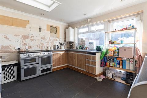 3 bedroom terraced house for sale, Coronation Hill, Epping