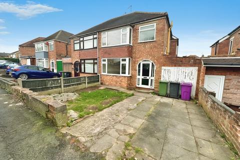 3 bedroom semi-detached house to rent, Crossland Crescent, Wolverhampton WV6