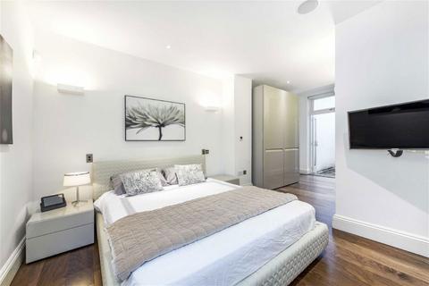 2 bedroom flat to rent, St. Georges Square, London SW1V