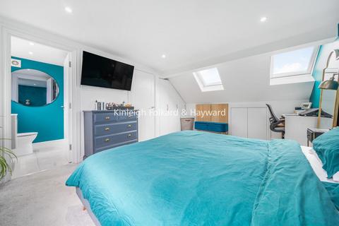 27 Woodside Avenue, Chislehurst, BR7 6BX