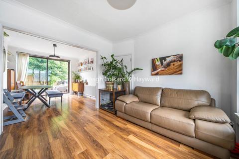27 Woodside Avenue, Chislehurst, BR7 6BX