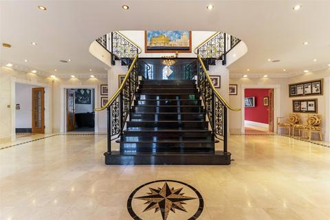 8 bedroom detached house for sale, Stoke Court Drive, Stoke Poges, SL2