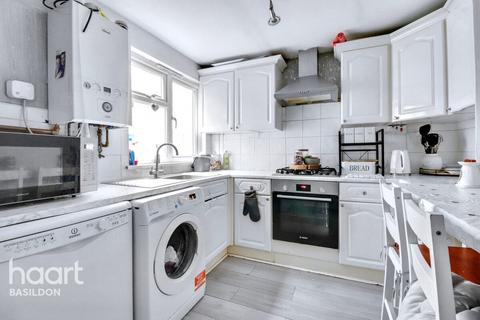 39 Beeleigh West, Basildon, SS14 2RU