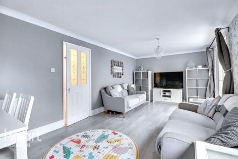 39 Beeleigh West, Basildon, SS14 2RU