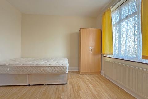undefined, Inwood Road, Hounslow, TW3