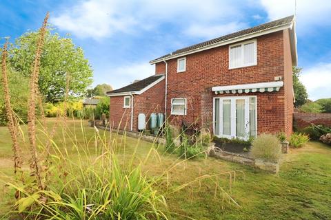 3 bedroom detached house for sale, Firs Road, Hethersett, Norwich, Norfolk, NR9