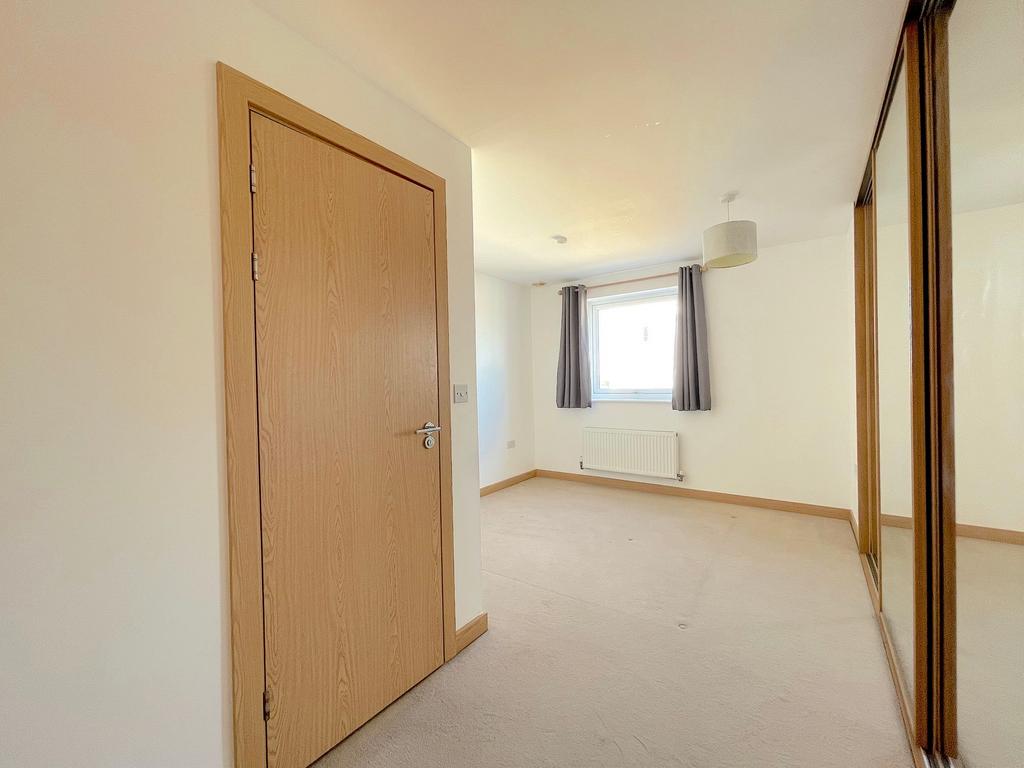 Bedroom One (3)