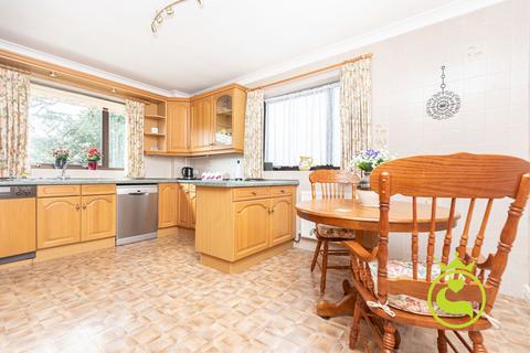 3 bedroom flat for sale, Balcombe Road, Poole BH13