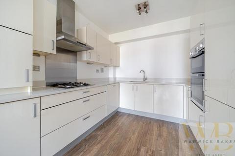 2 bedroom flat for sale, Southlands Way, Shoreham-By-Sea