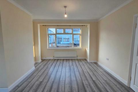 3 bedroom property to rent, Prescelly Place, Edgware