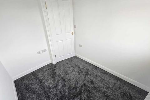 3 bedroom property to rent, Prescelly Place, Edgware