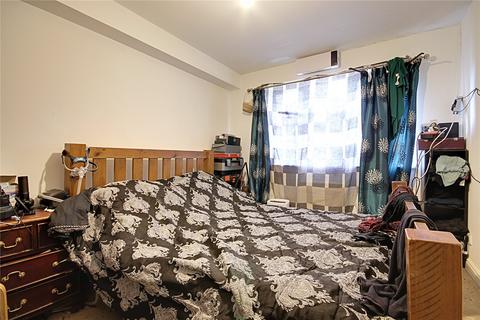 2 bedroom flat for sale, Sten Close, Enfield, EN3