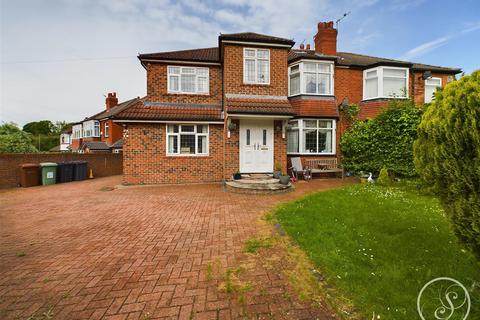 5 bedroom semi-detached house for sale, Chelwood Drive, Leeds