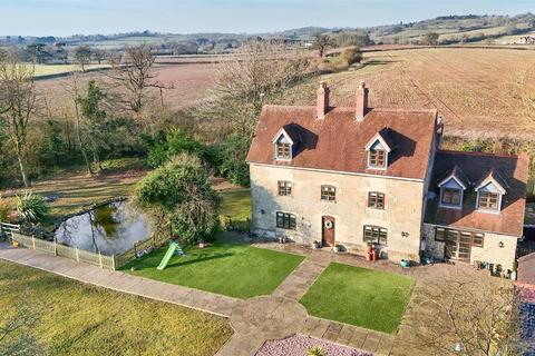 5 bedroom detached house for sale, Stonehouse Lane, Alvechurch, Birmingham B48