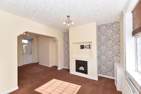 2 bedroom terraced house to rent, Buxton Road, Macclesfield, Cheshire, SK11 7ET