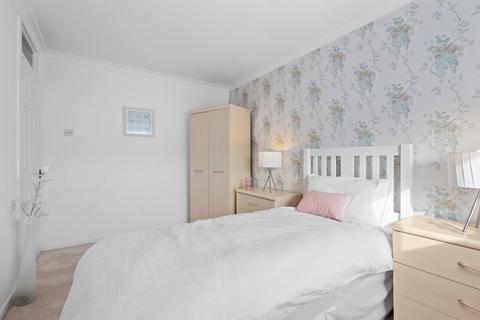 26 Albert Place, Stewarton, Kilmarnock, KA3 5PT