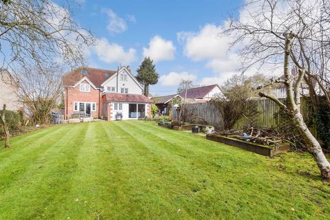 4 bedroom detached house for sale, Kenward Road, Yalding, Maidstone, Kent