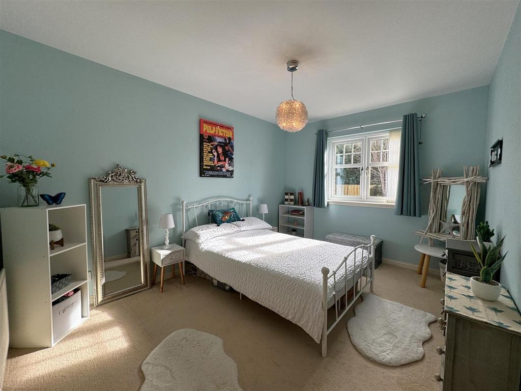 Bedroom 2.jpg