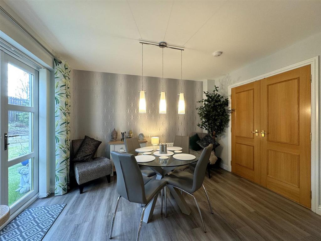 Dining area.jpg